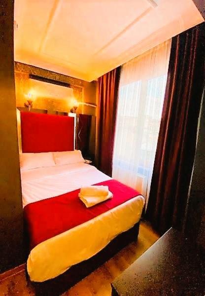 K Royal Hotel - Old City Истанбул Екстериор снимка