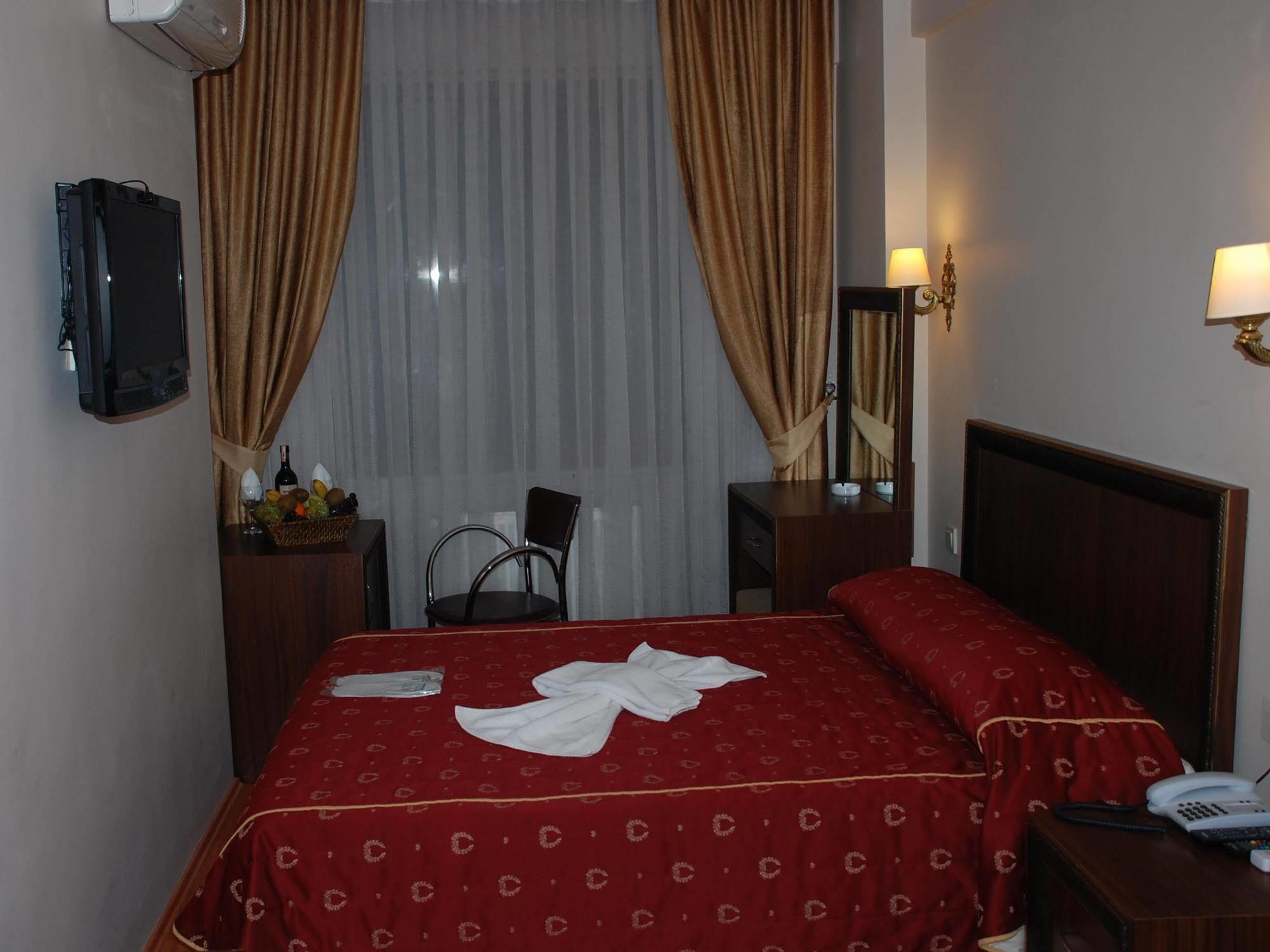 K Royal Hotel - Old City Истанбул Екстериор снимка